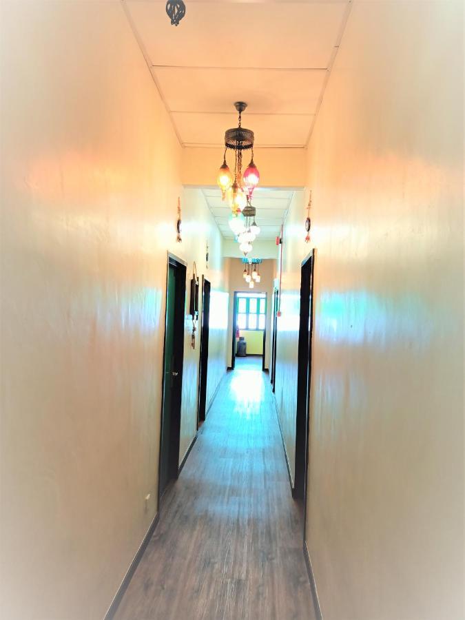 Blue Eyes Hotel ケパラ・バタス エクステリア 写真